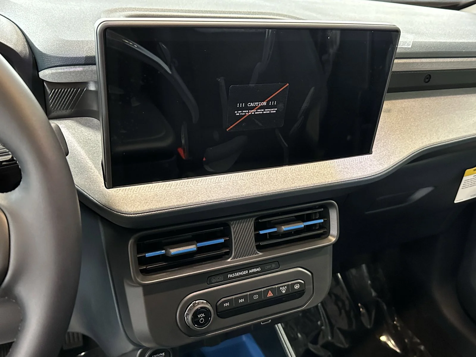 2025 Ford Maverick XLT - Photo 13
