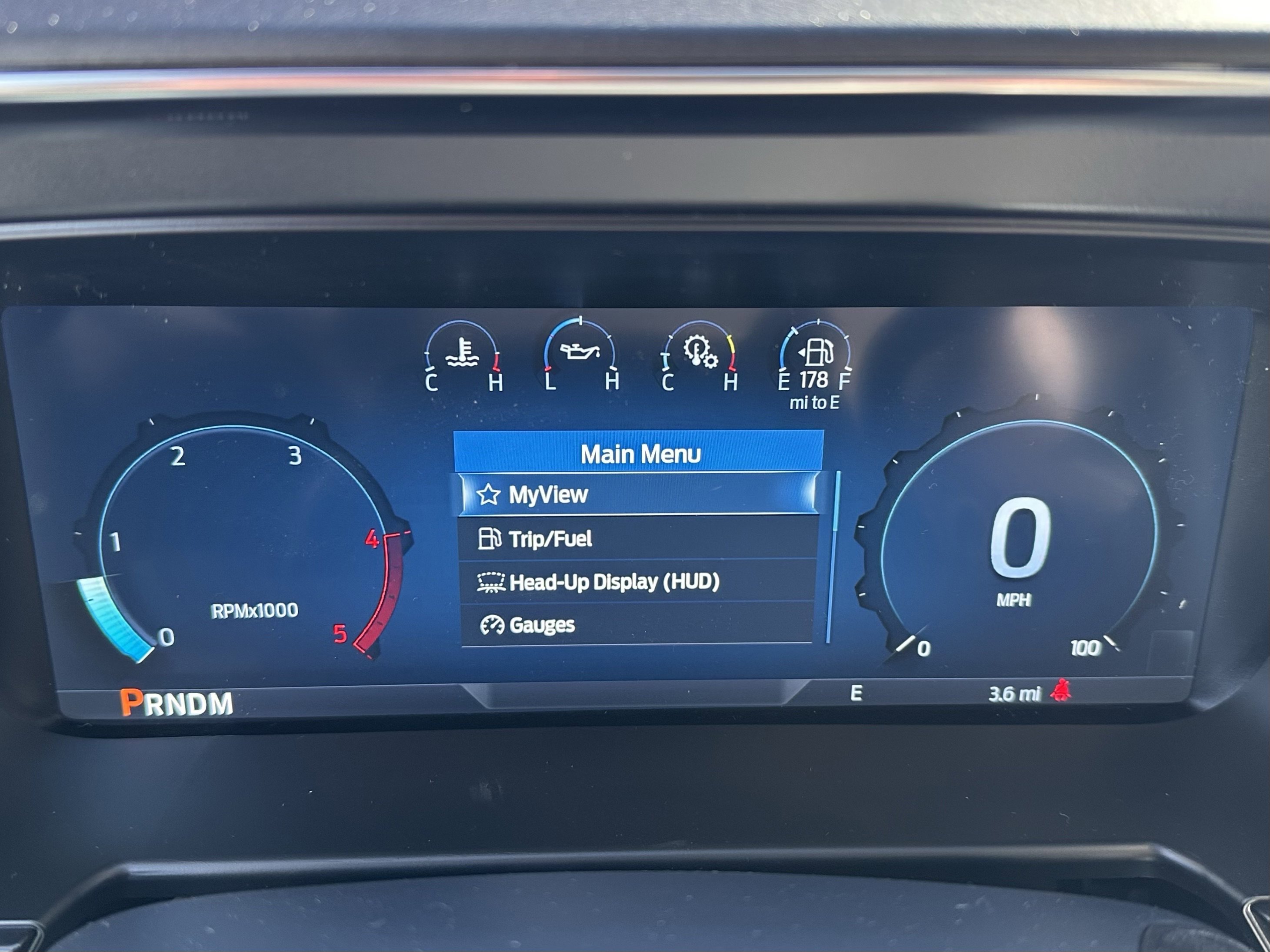 New 2026 Glacier Gray Metallic Tri-Coat Ford F-250® Platinum® image 26