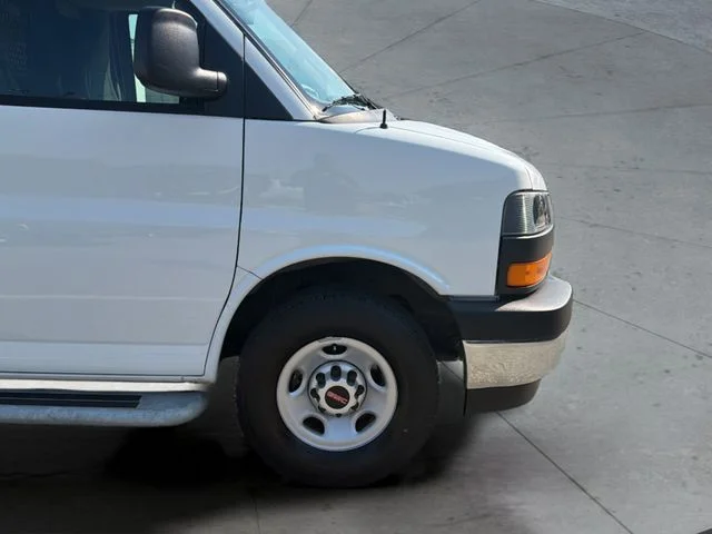 Used 2025 White GMC Work Van image 31