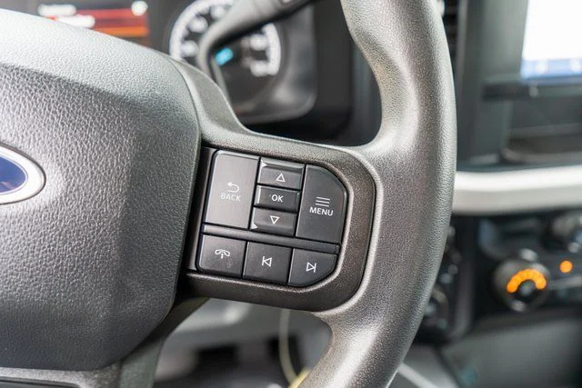 Used 2023 Black Ford XLT image 22