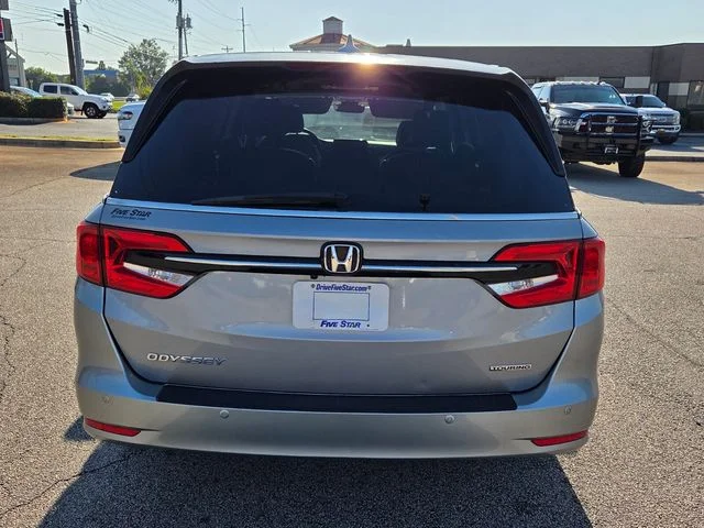 Used 2023  Honda Touring image 12