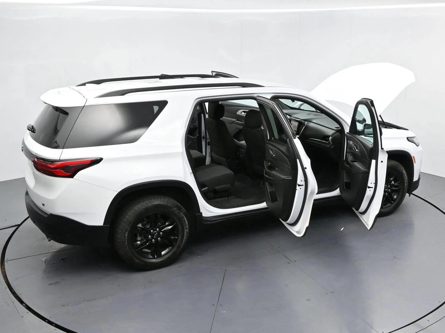 Used 2022 Summit White Chevrolet LT Cloth image 39
