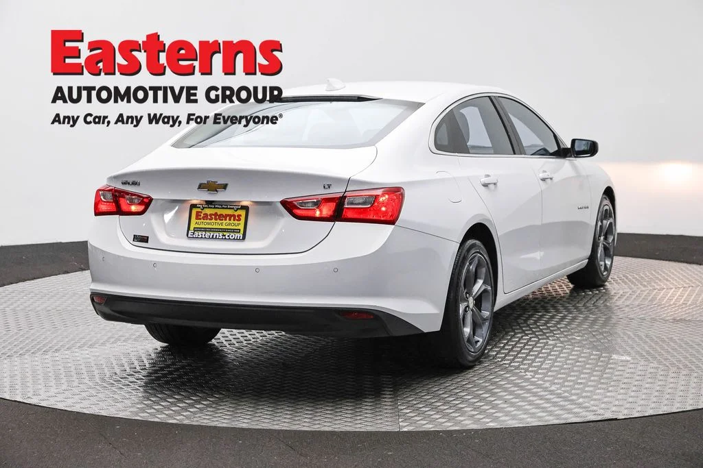 Used 2024 White Chevrolet LT image 5