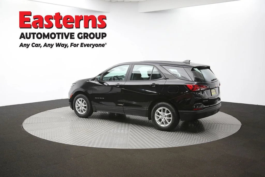 Used 2022 Black Chevrolet LS image 63