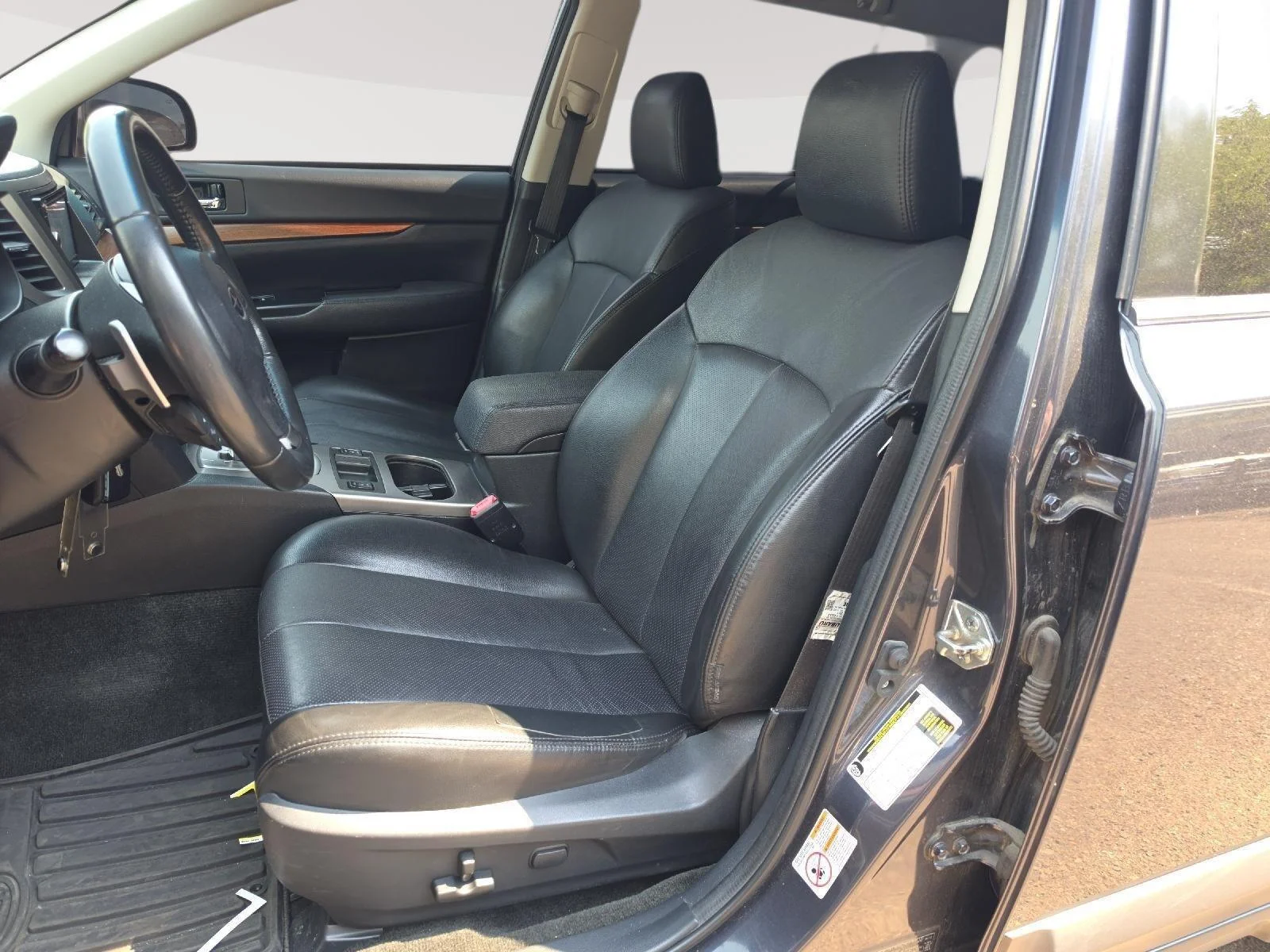 Used 2013 Graphite Gray Metallic Subaru 2.5i Limited image 6