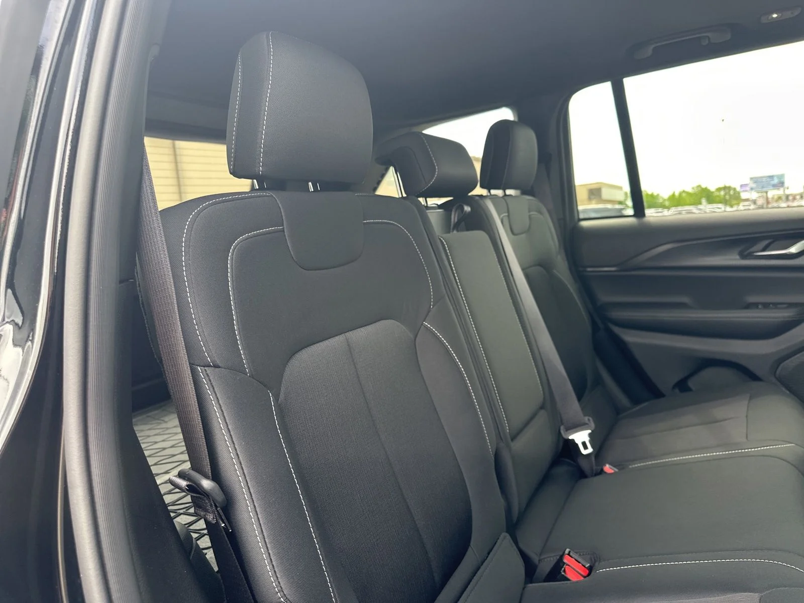 Used 2024 Black Jeep Laredo image 26