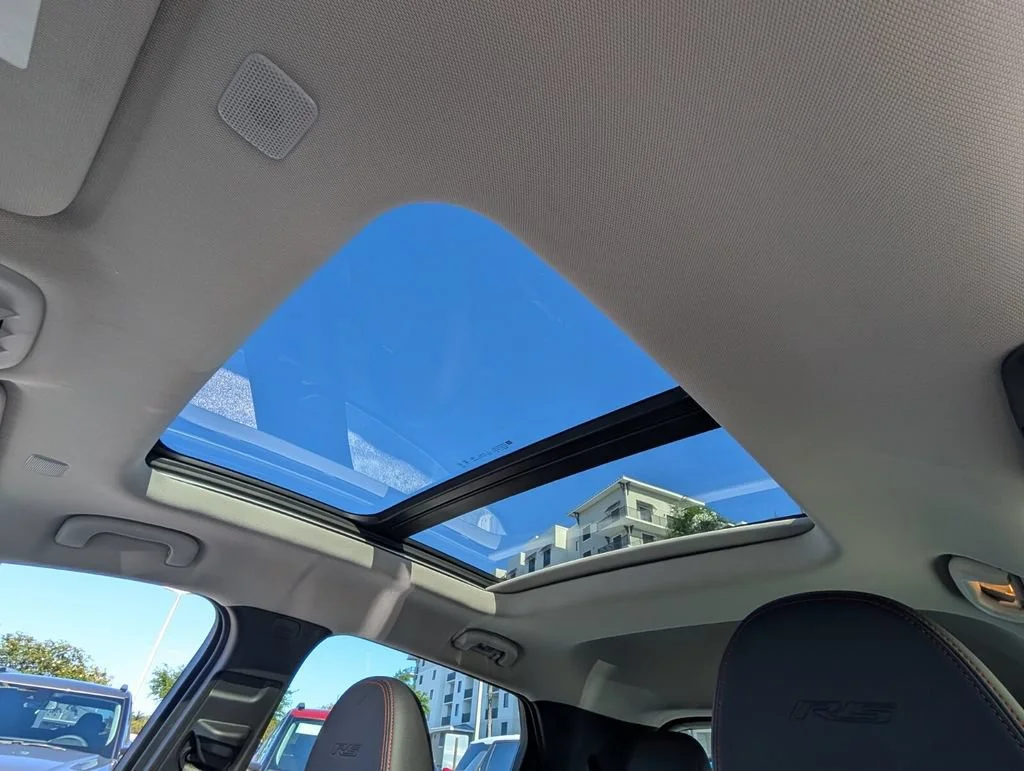 2027 Chevrolet Bolt RS - Photo 13