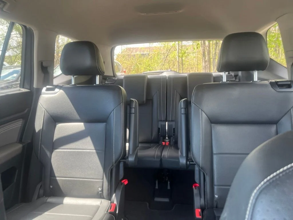 Used 2022 Gray Volkswagen 2.0T SE w/Technology image 19