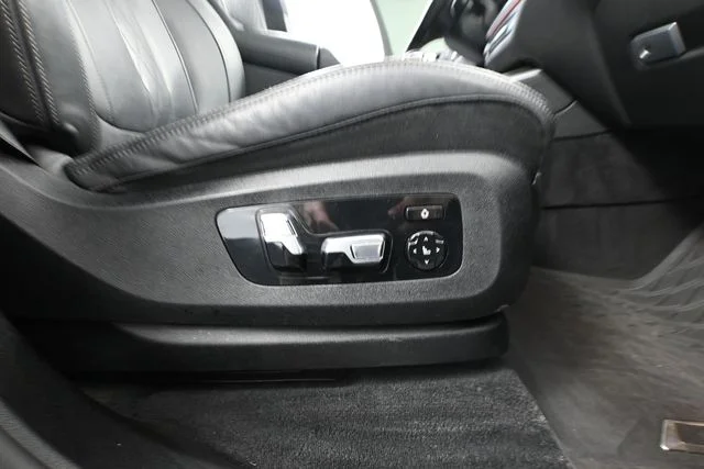 2022 BMW X5 M50i - Photo 51
