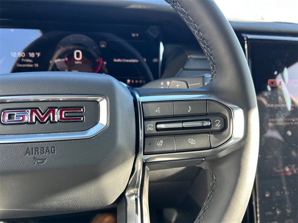 2026 GMC ACADIA - Image 20