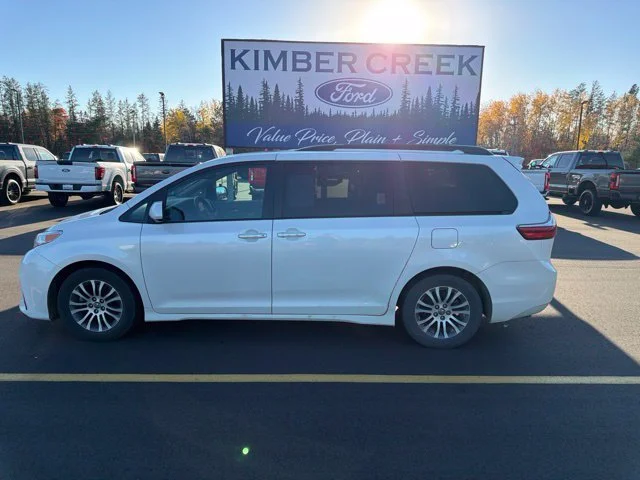 Used 2018 Toyota Sienna XLE with VIN 5TDYZ3DC5JS954434 for sale in Pine River, Minnesota
