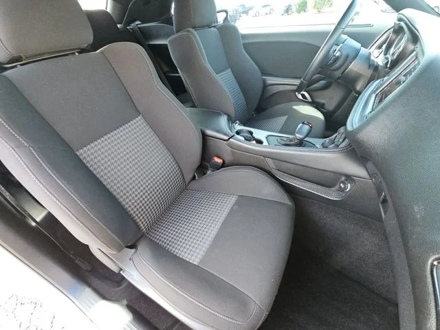 Used 2023 Silver Dodge R/T Scat Pack Widebody image 29