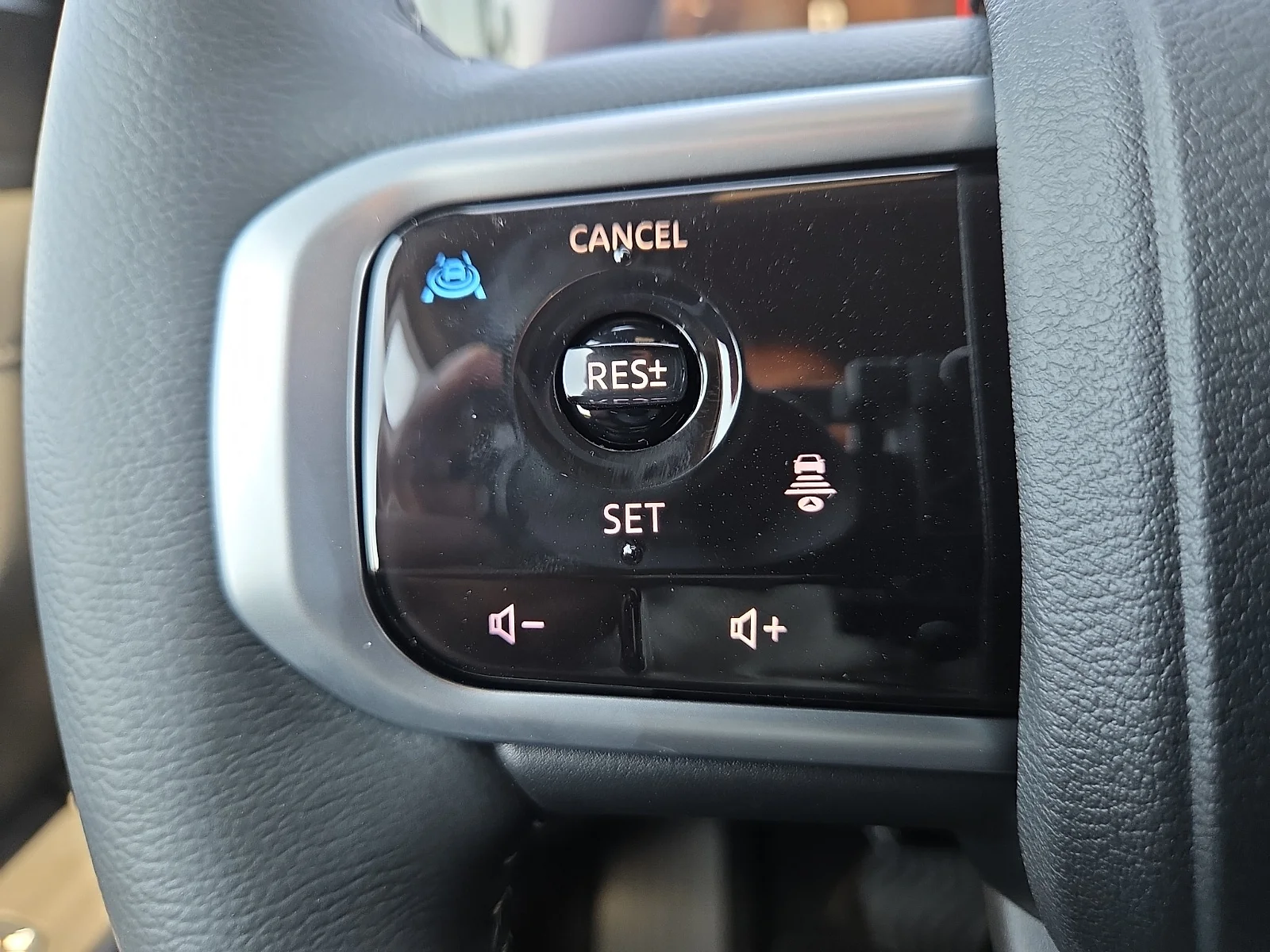 New 2027 QAC Aspen Whit Nissan SL 4x2 image 18