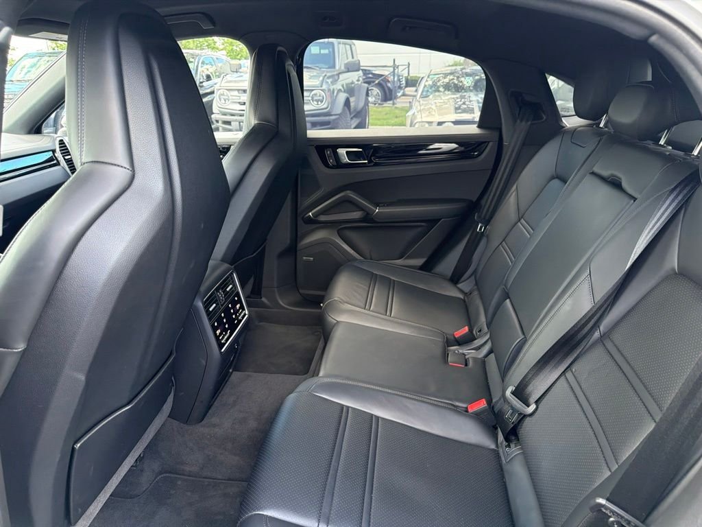 Used 2022 Gray Porsche  image 11