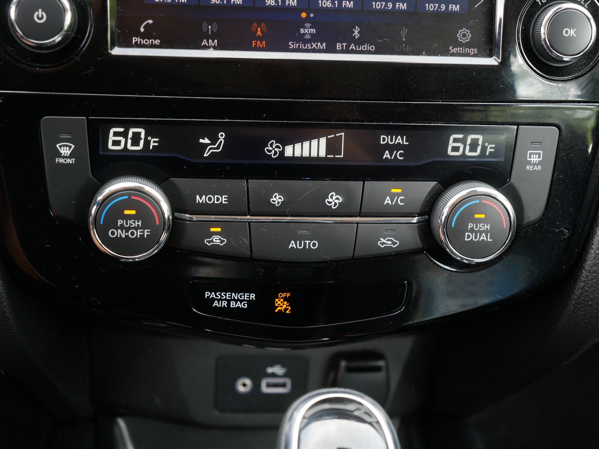 Certified Used 2022 Pearl White Tricoat Nissan SV image 23