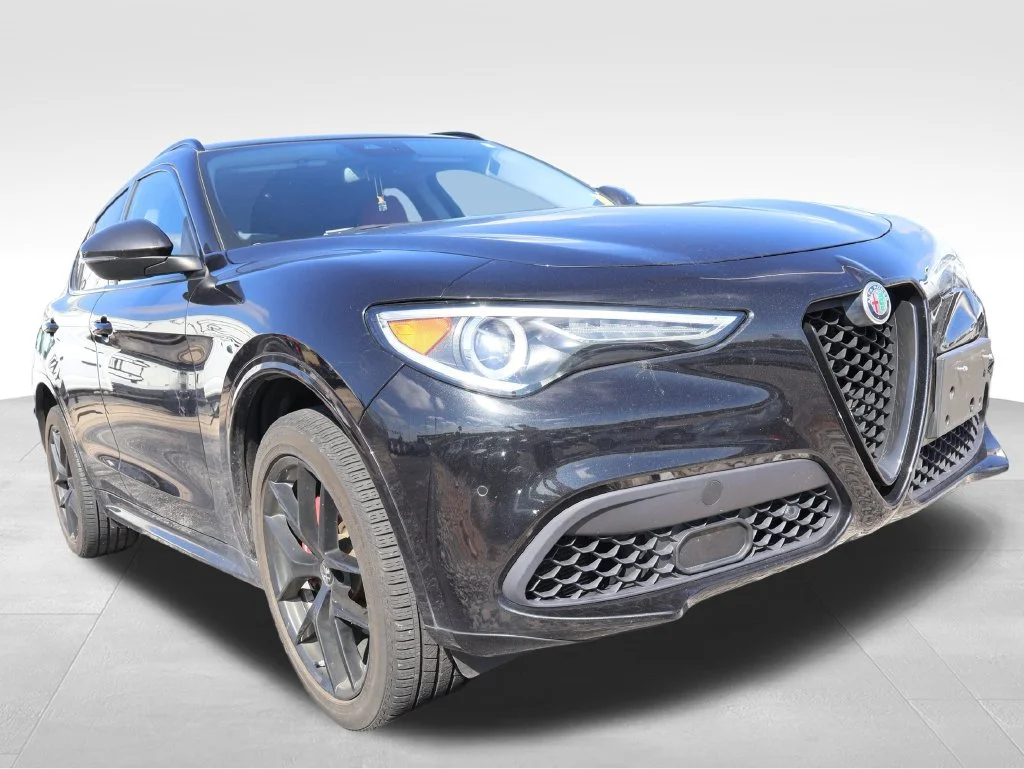 Used 2020 Black Alfa Romeo Ti image 9