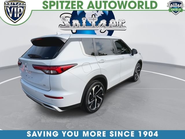 Used 2023 White Mitsubishi SE image 9
