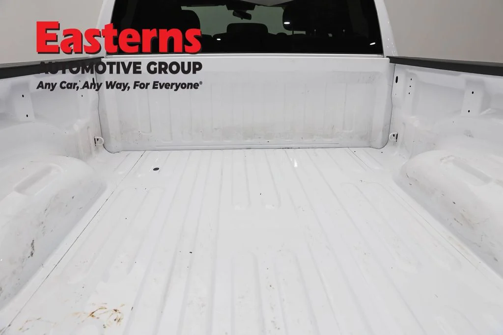 Used 2021 White Ram Big Horn/Lone Star image 9
