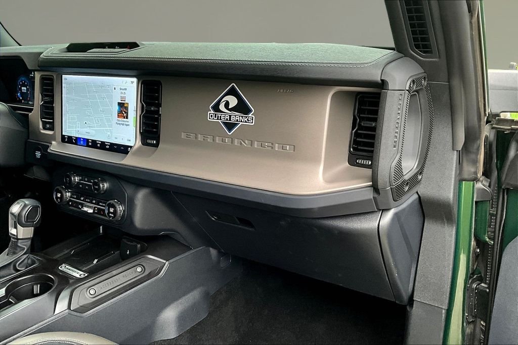 Used 2025 Green Metallic Ford Outer Banks image 25