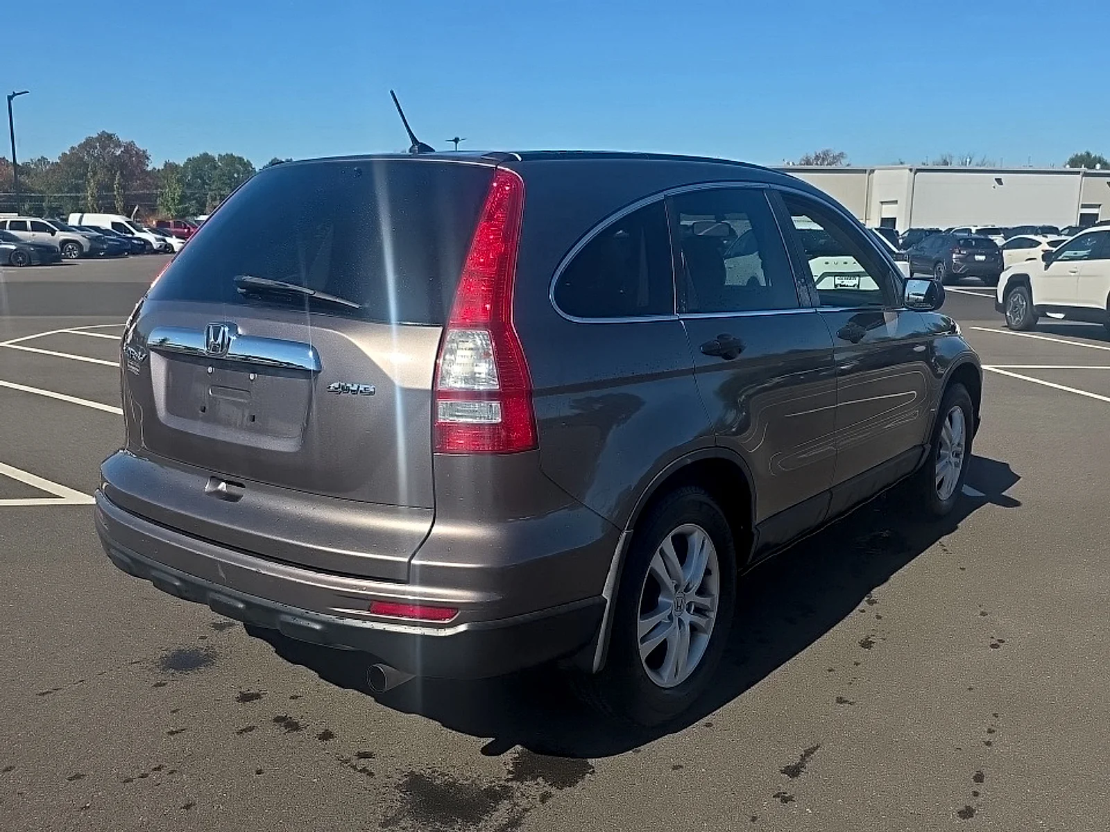 Used 2011 Urban Titanium Metallic Honda EX image 3