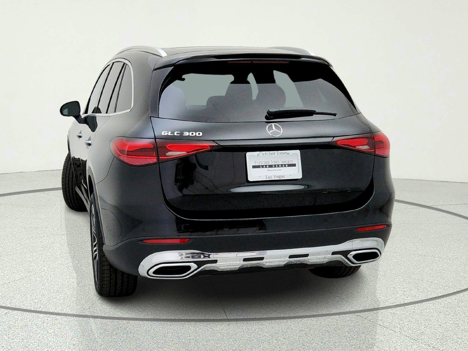 New 2026 Black Mercedes-Benz GLC 300 SUV image 32