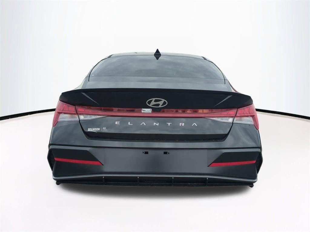 New 2026 Black Hyundai SEL Sport Premium image 6
