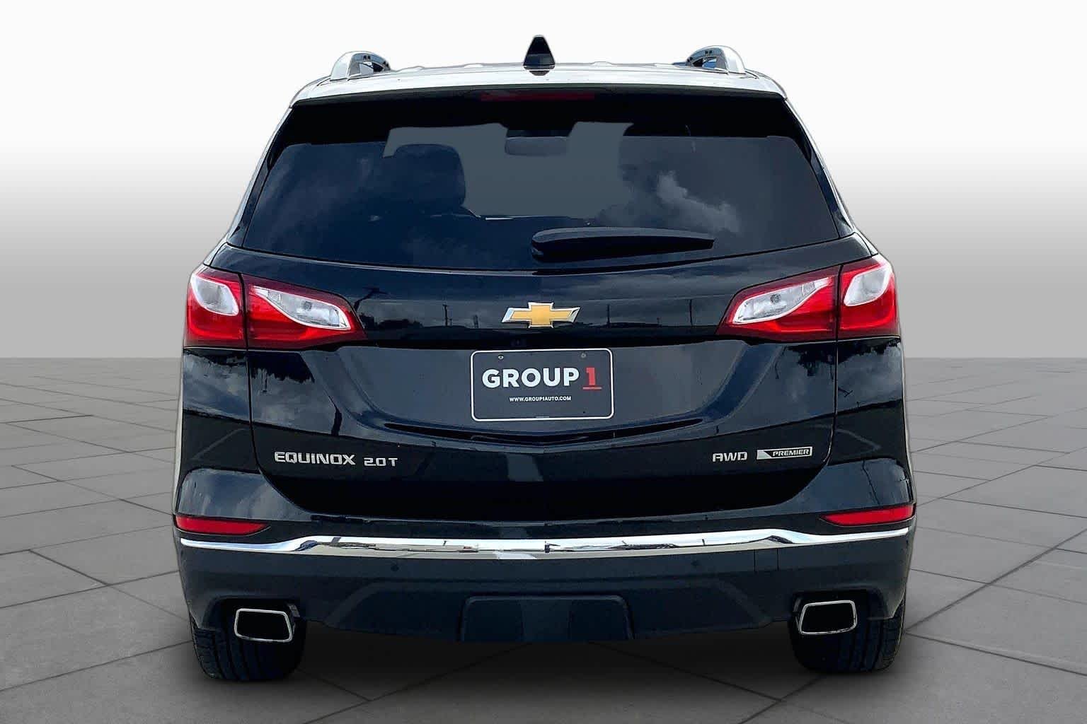 Used 2018 Mosaic Black Metallic Chevrolet Premier image 5