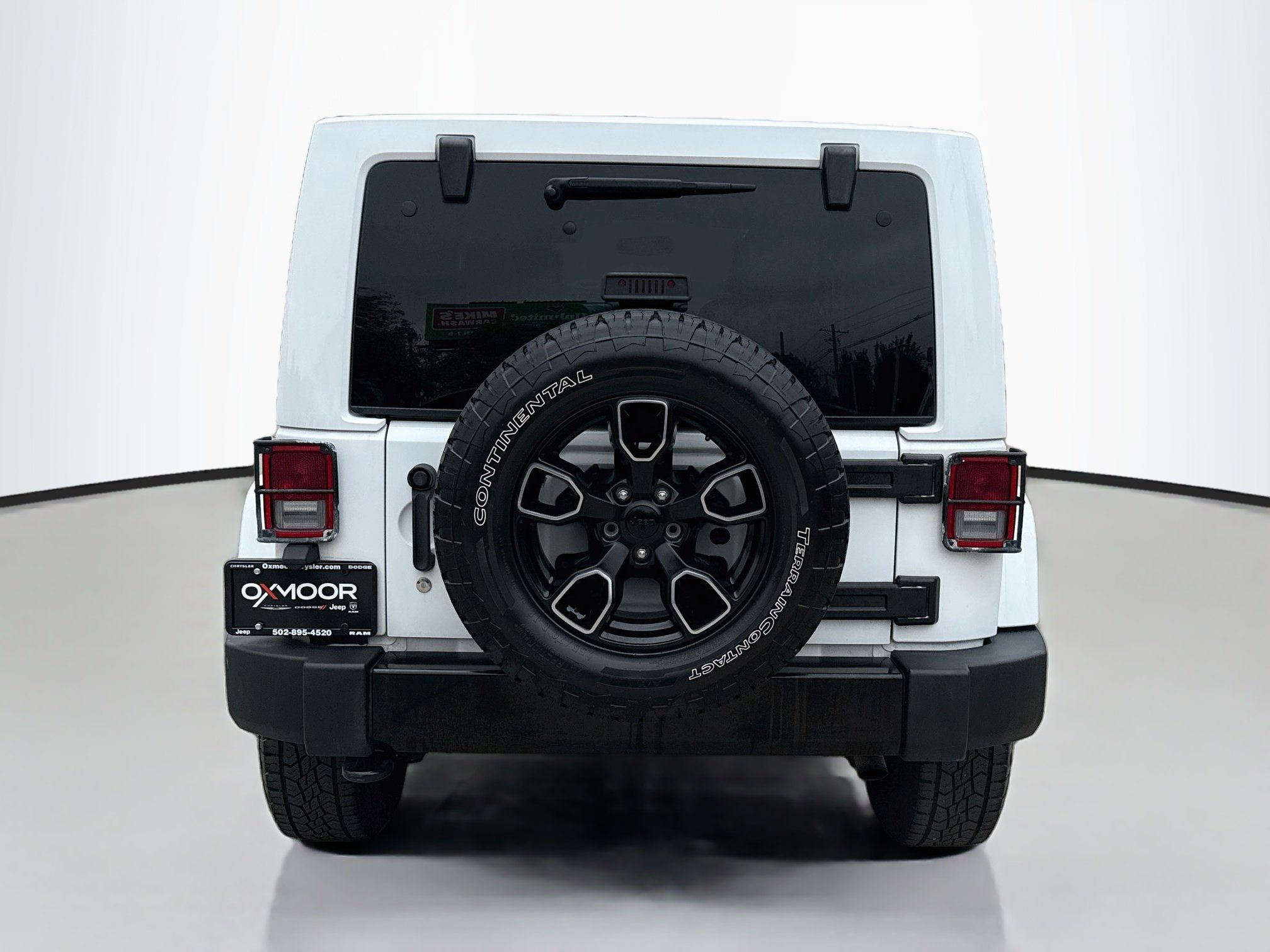 Used 2018 Bright White Clearcoat Jeep Altitude image 6