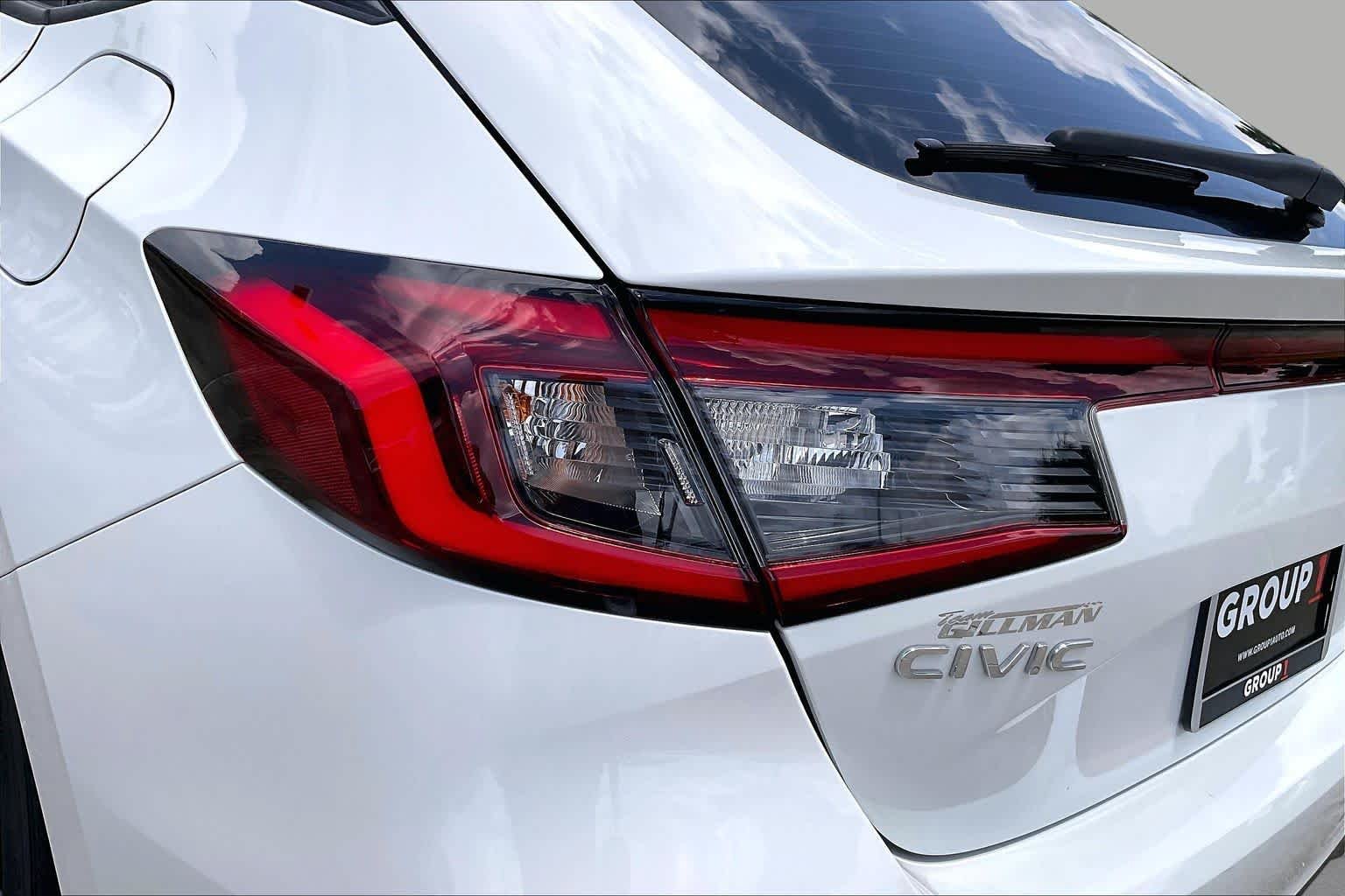 Used 2023 Platinum White Pearl Honda Sport image 27
