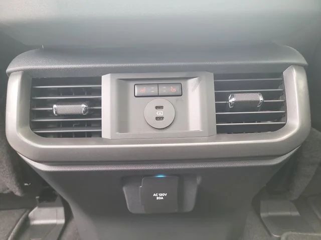 New 2026 Silver Metallic Ford Tremor image 15