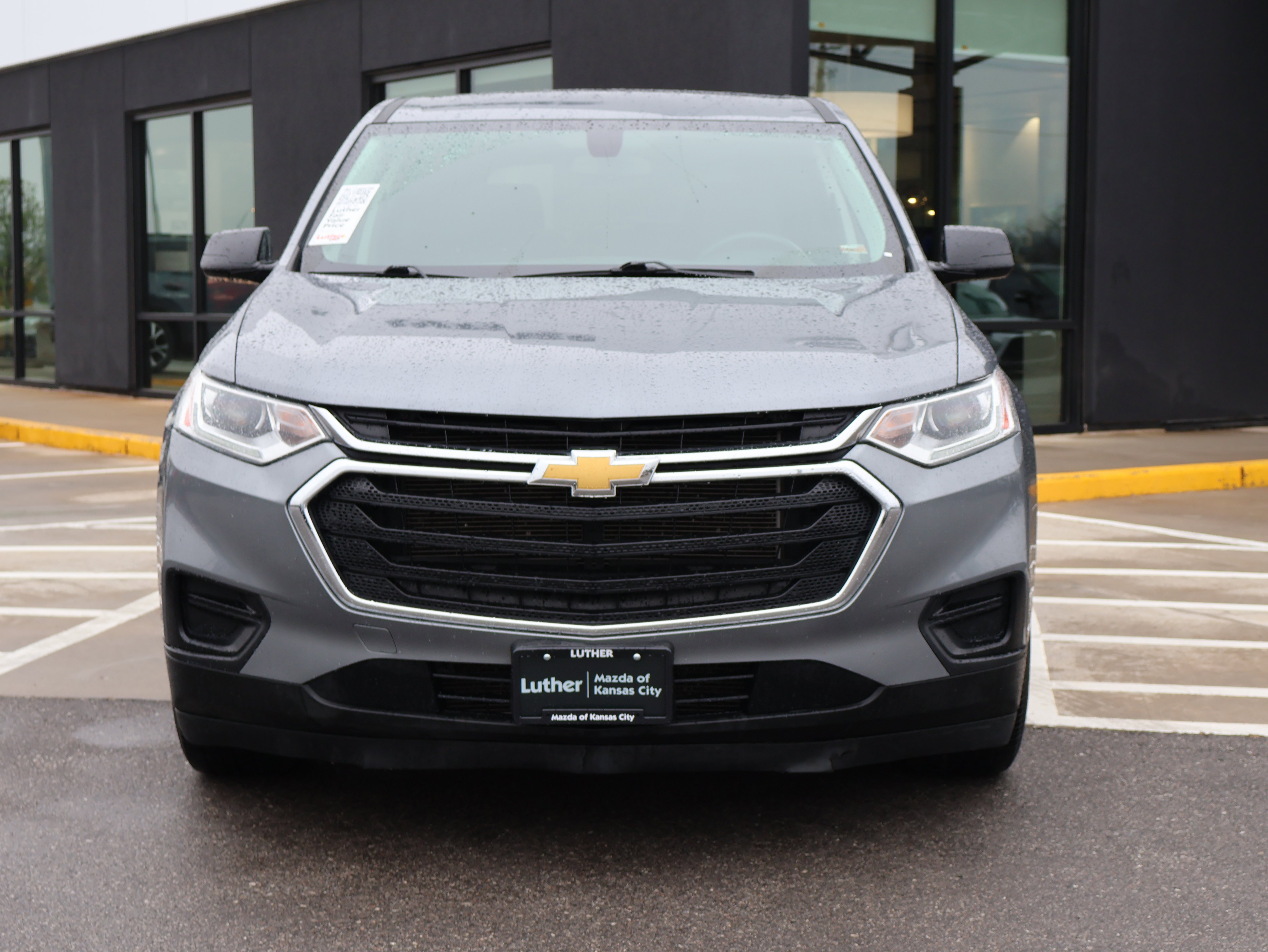 Used 2020 Chevrolet Traverse LS with VIN 1GNEVFKW9LJ254002 for sale in Kansas City