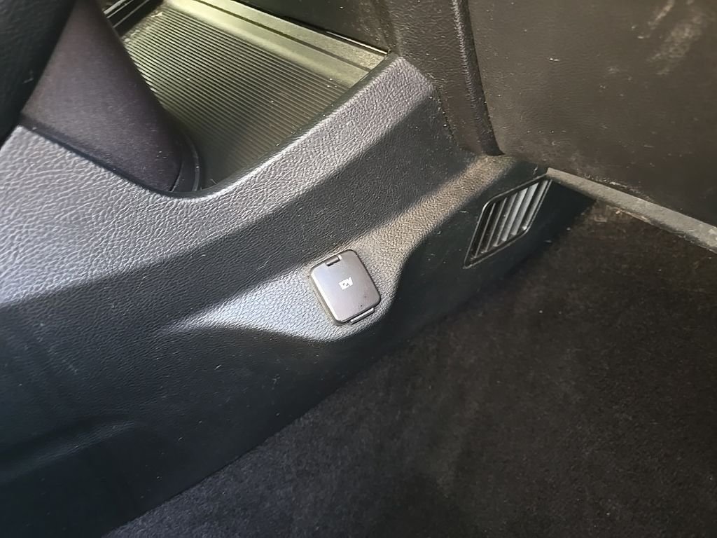 Used 2019 Blue Ford SEL image 79