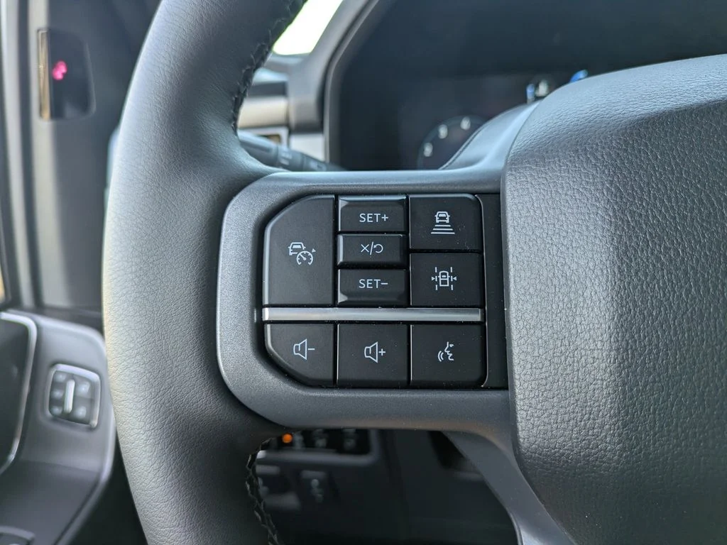 New 2026 Agate Black Metallic Ford Lariat image 30