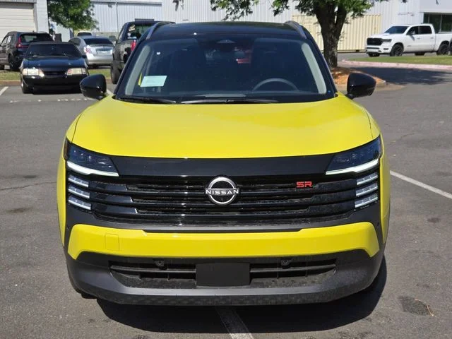 New 2026 Yuzu Yellow Metallic / Super Black Two-tone Nissan SR image 11