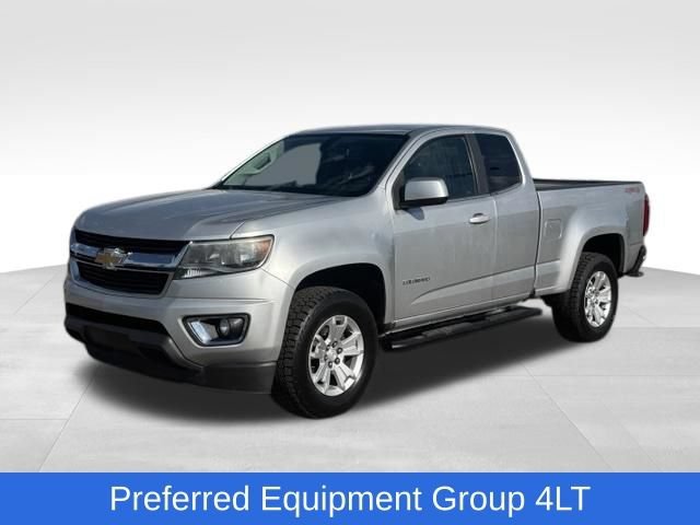 Used 2016 SILVER ICE METALLIC Chevrolet 4WD LT image 1
