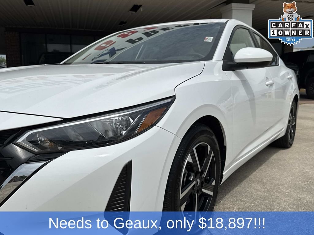 Used 2025 White Nissan SV image 7