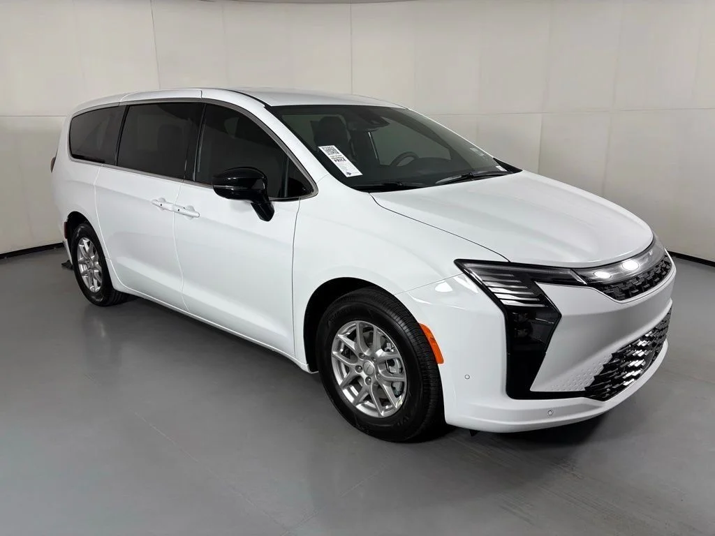 New 2027 White/off-white Chrysler Select image 2
