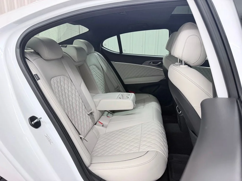 2025 GENESIS G70 Sport Advanced - Photo 41