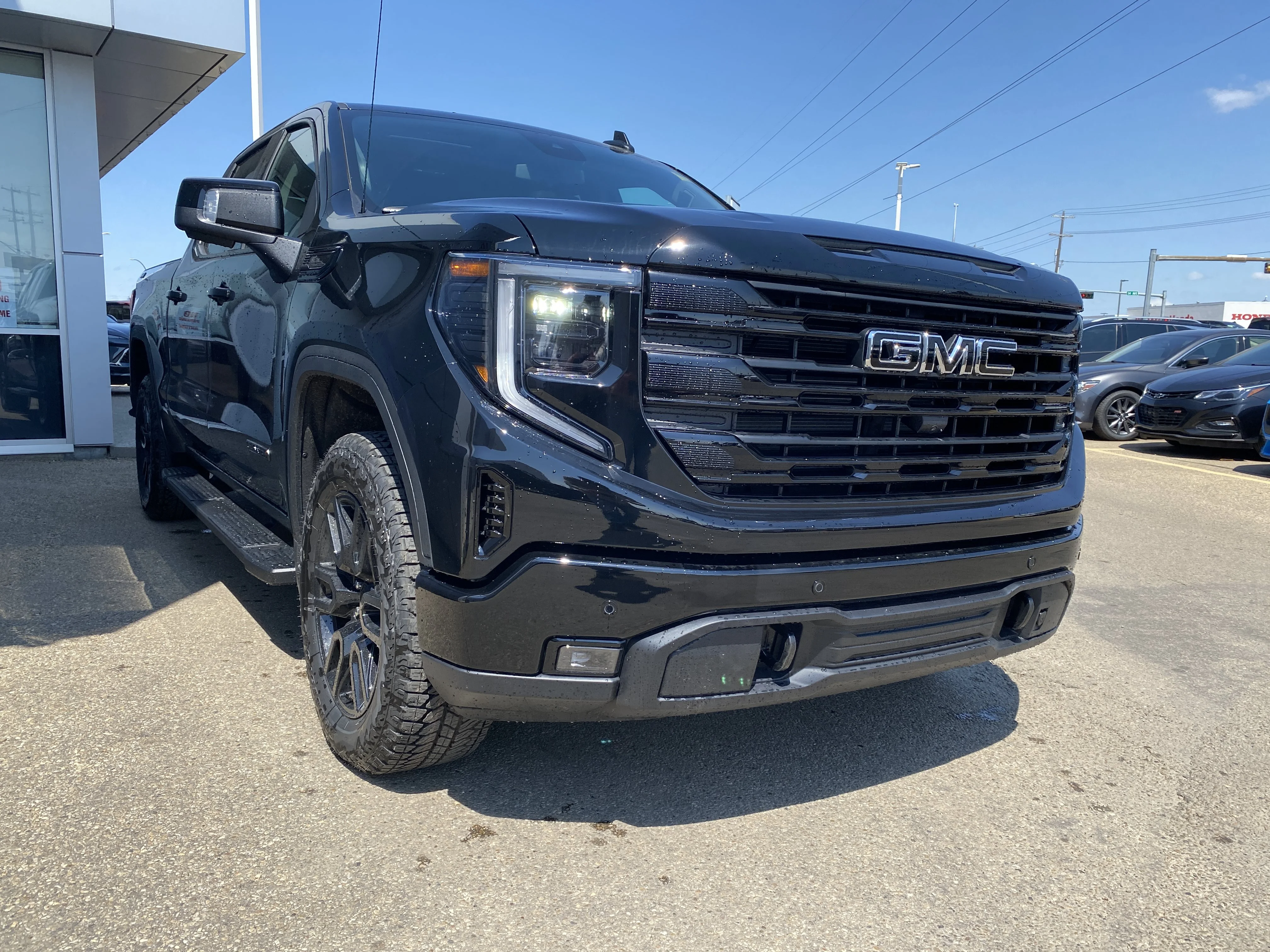 New 2026 ONYX BLACK GMC Elevation image 8