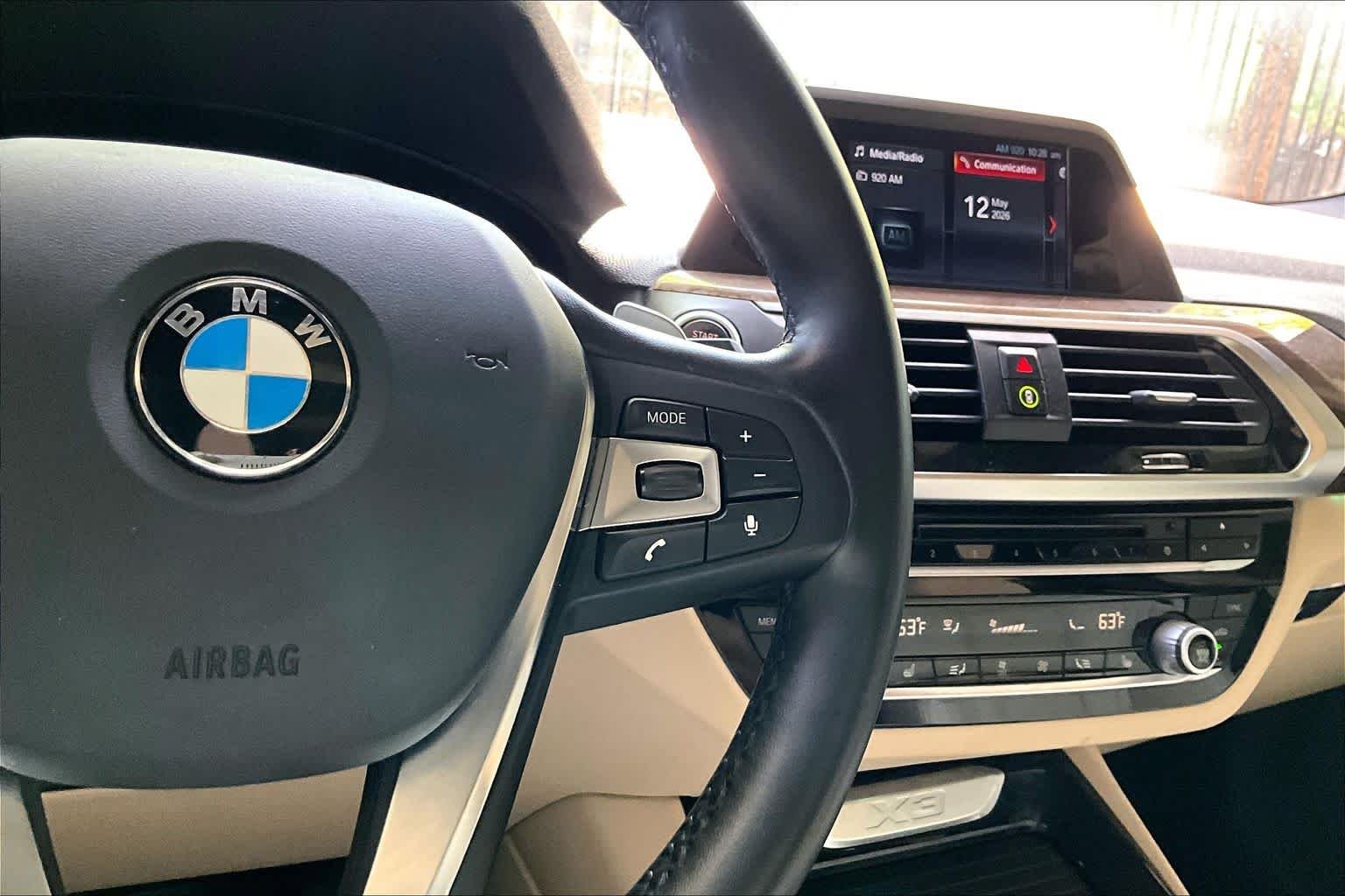 Used 2018 Phytonic Blue Metallic BMW xDrive30i image 24