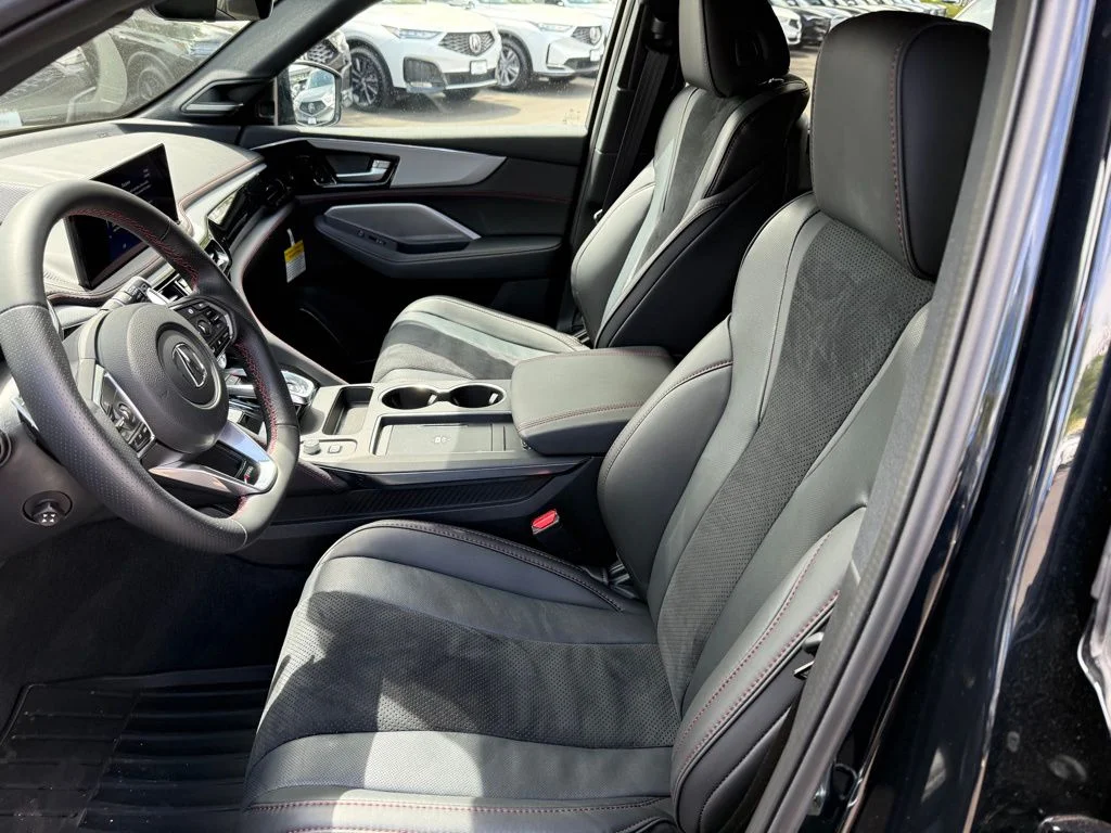 Certified Used 2026 Majestic Black Pearl Acura A-Spec image 16