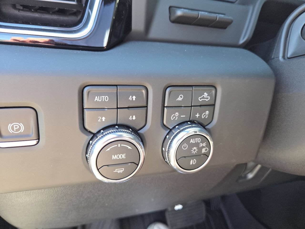 New 2026 Onyx Black GMC Denali Ultimate image 8