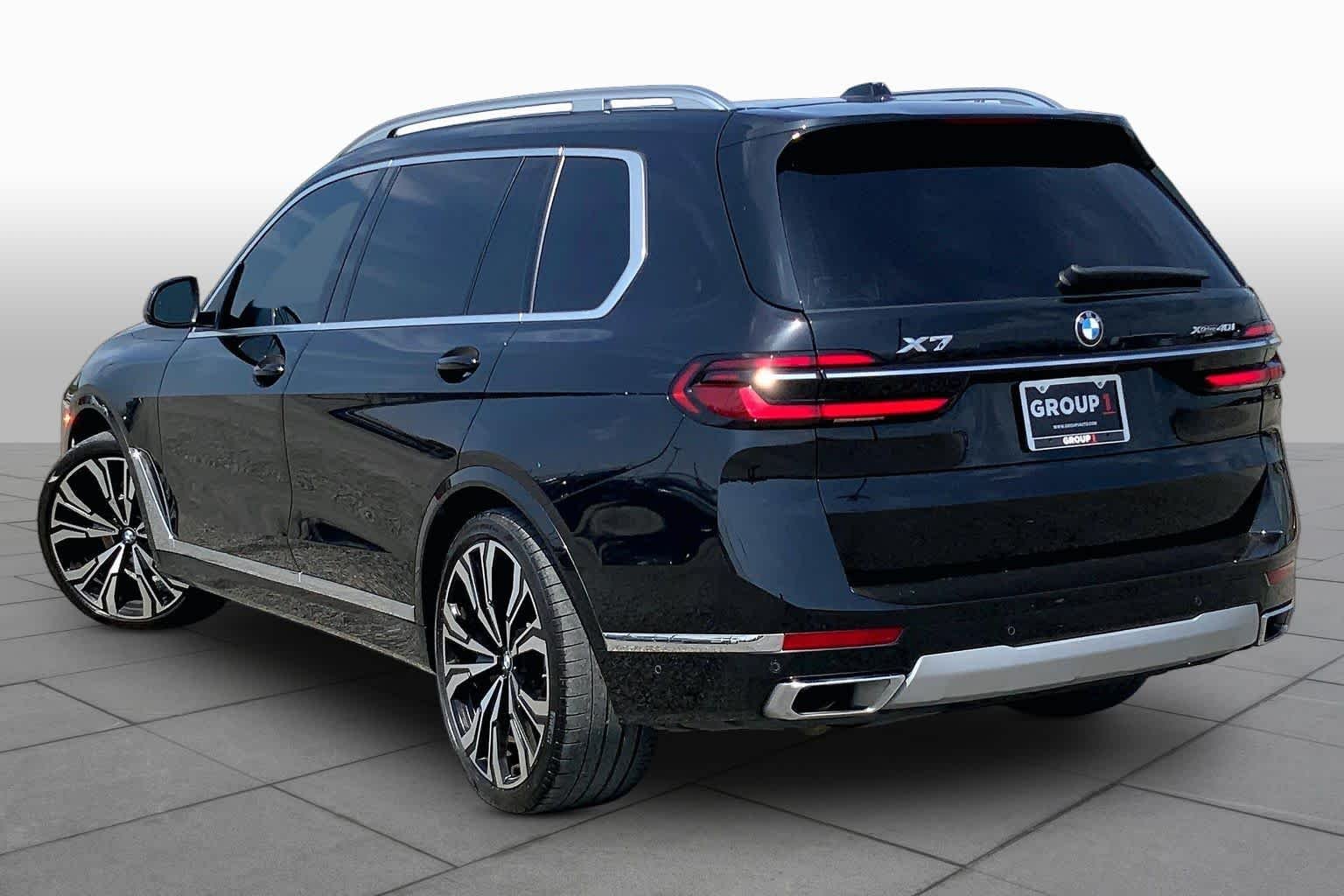 Used 2023 Black Sapphire Metallic BMW xDrive40i image 12