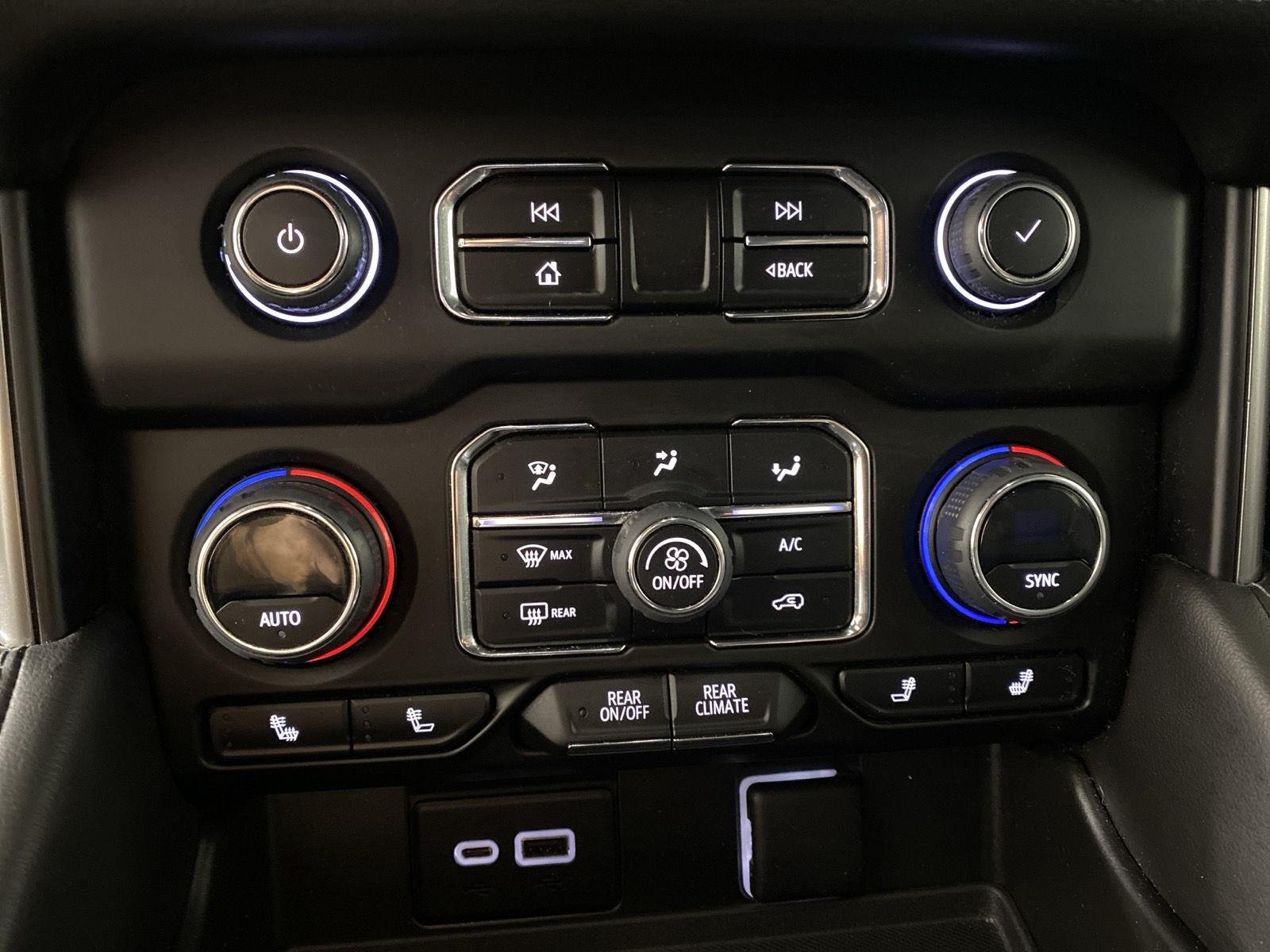 Used 2023 Auburn Metallic Chevrolet LT image 20