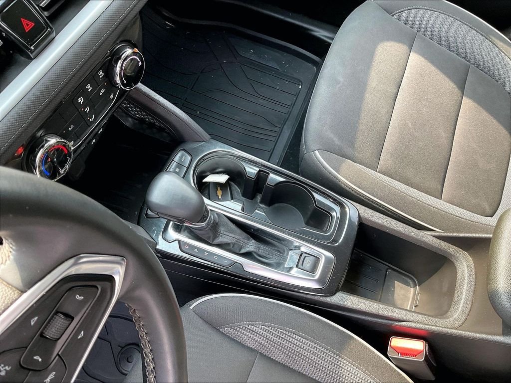 Used 2024 Fountain Blue Chevrolet LT image 20