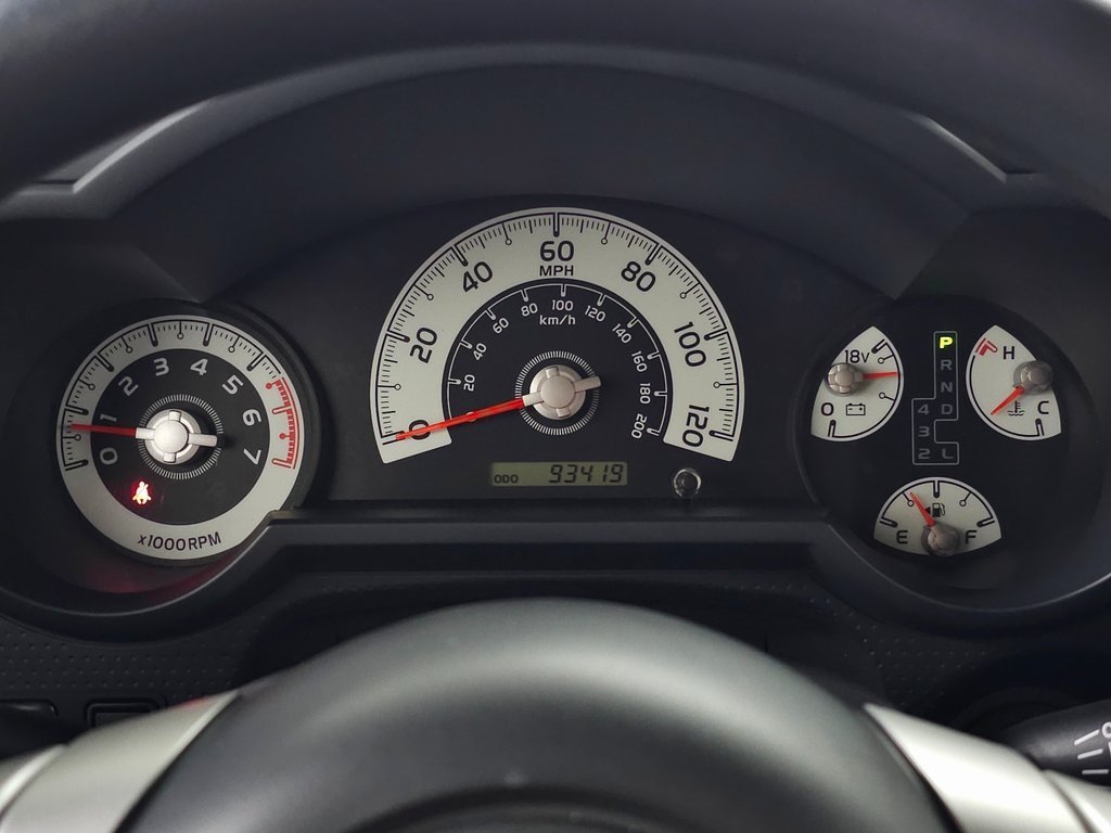 2014 TOYOTA FJ CRUISER - Image 18