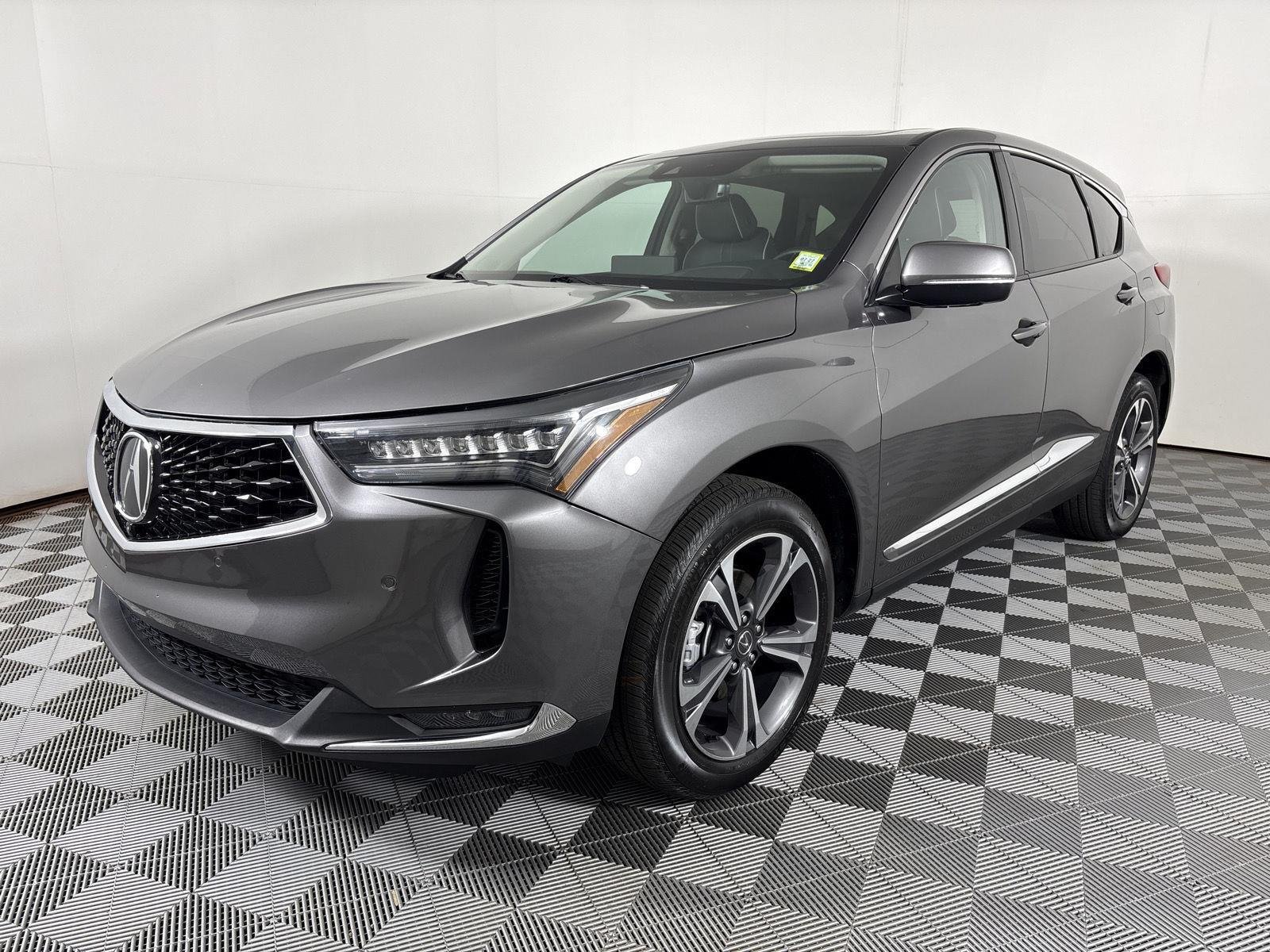 Used 2024 Liquid Carbon Metallic Acura w/Advance Package image 3