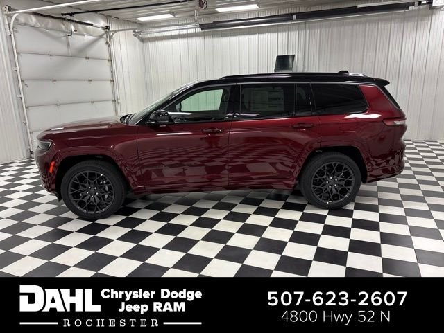 2026 Jeep Grand Cherokee L Summit 4x4's photo