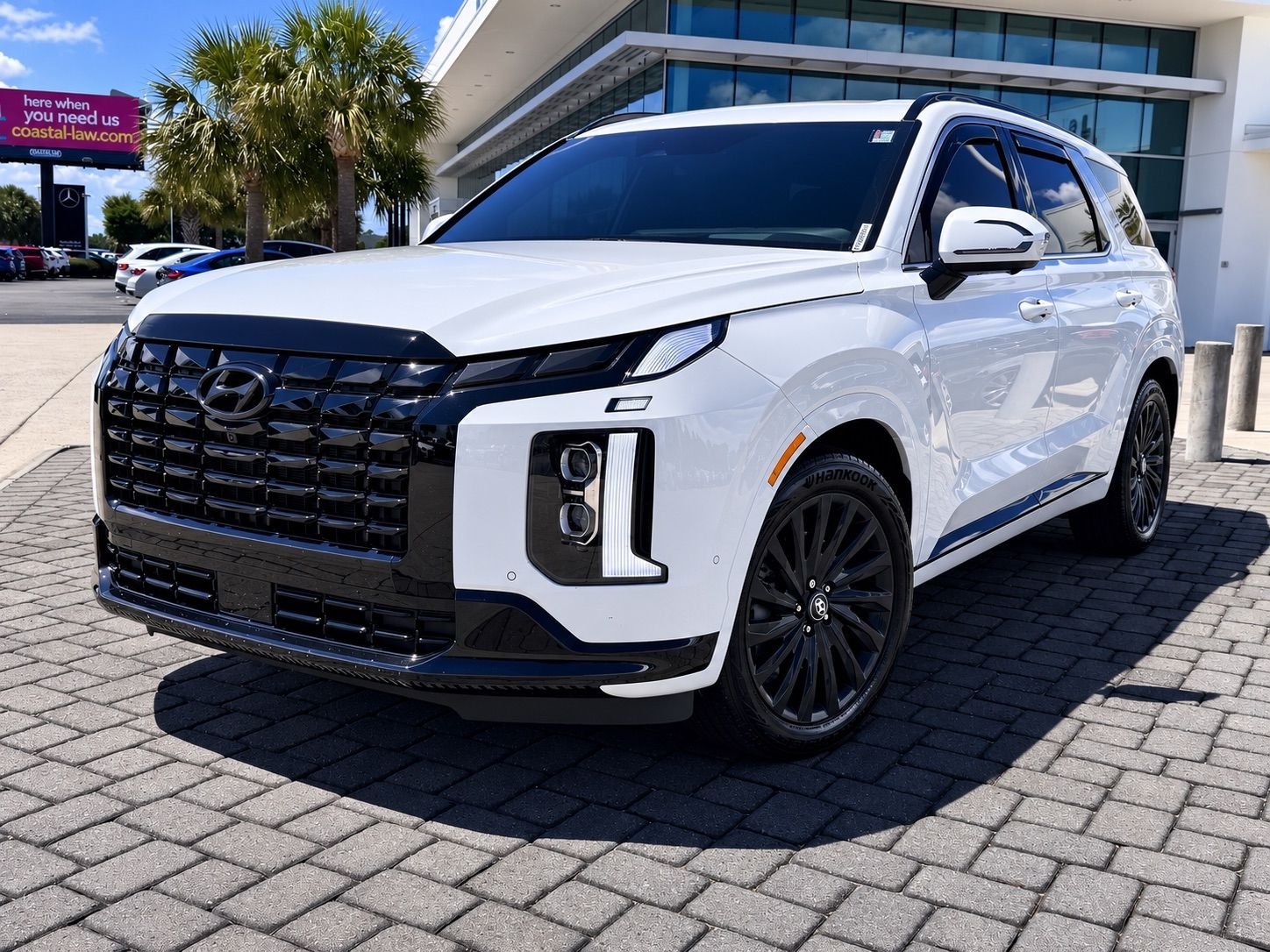 Used 2025 White Hyundai Calligraphy Night Edition image 1