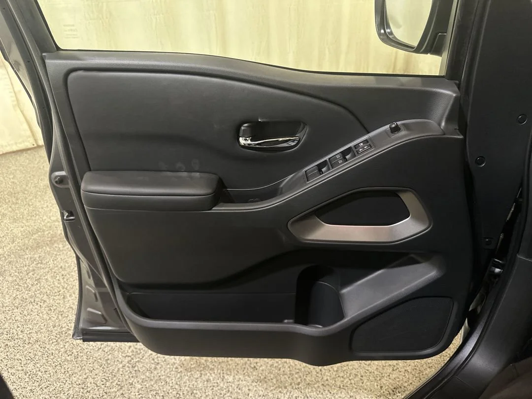 2026 Nissan Frontier SV - Photo 17